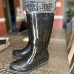 Salvatore Ferragamo Wellington Tall Rain Boots Size 7 Plaid Fabric BootCuff